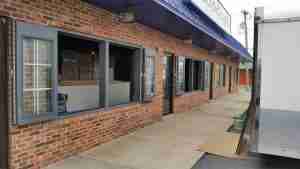 jdmichael-construction-commercial-doors-windows-image014
